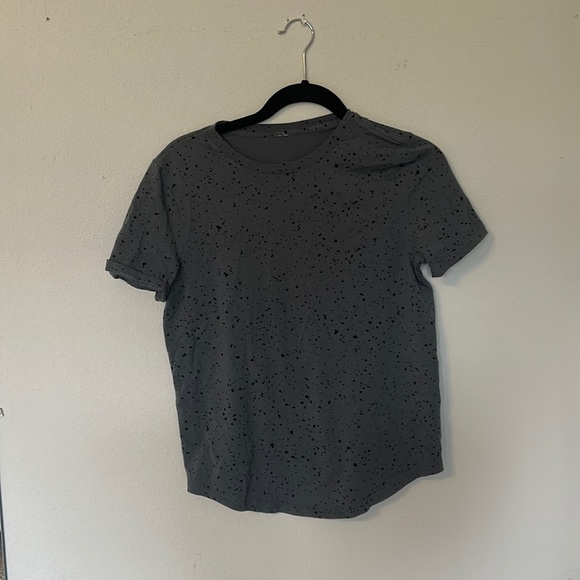 Lululemon love crew tee size 4 grey with black splatter - Picture 1 of 3
